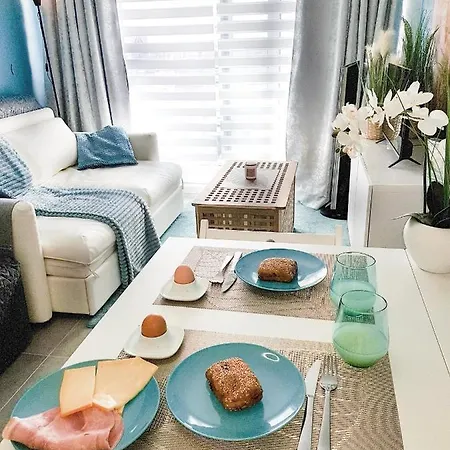 Blue Cocoon Westende * 미들케르케